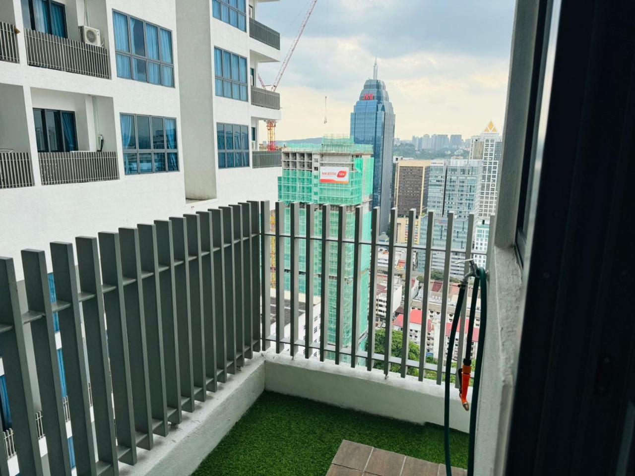 The Luxe Colony Klcc Apartment Kuala Lumpur Luaran gambar